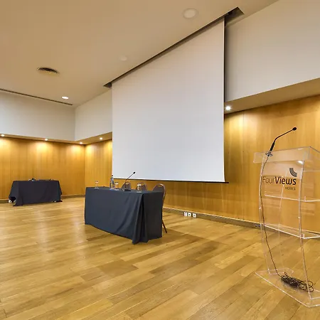 The Views Monumental