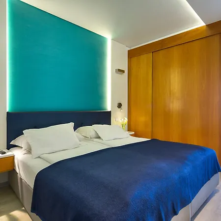 The Views Monumental Otel