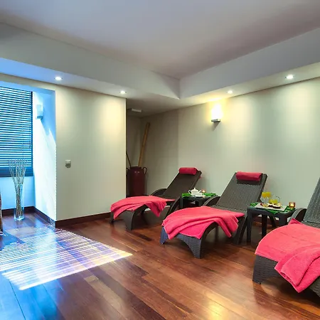 Otel The Views Monumental