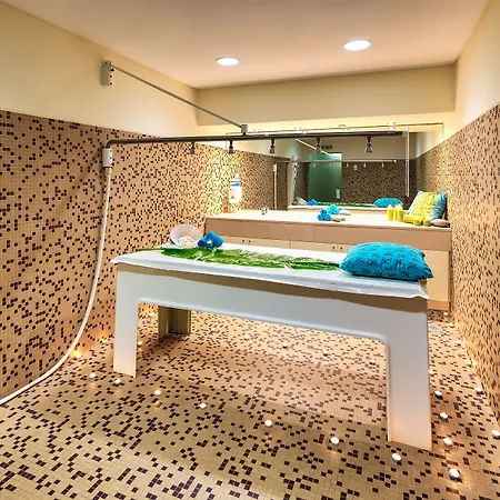 Otel The Views Monumental Funchal