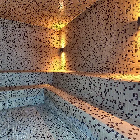 Otel The Views Monumental