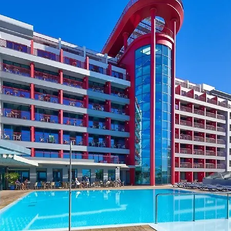 Otel The Views Monumental 4*