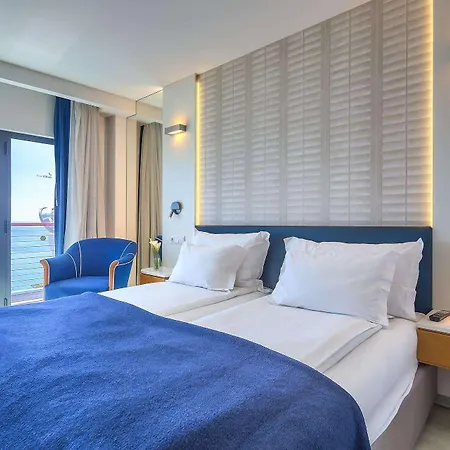 The Views Monumental Hotel 4*