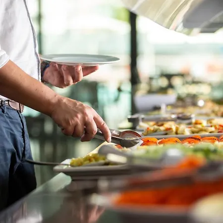 The Views Monumental Отель 4*