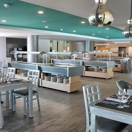 Отель The Views Monumental