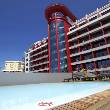 The Views Monumental 4*