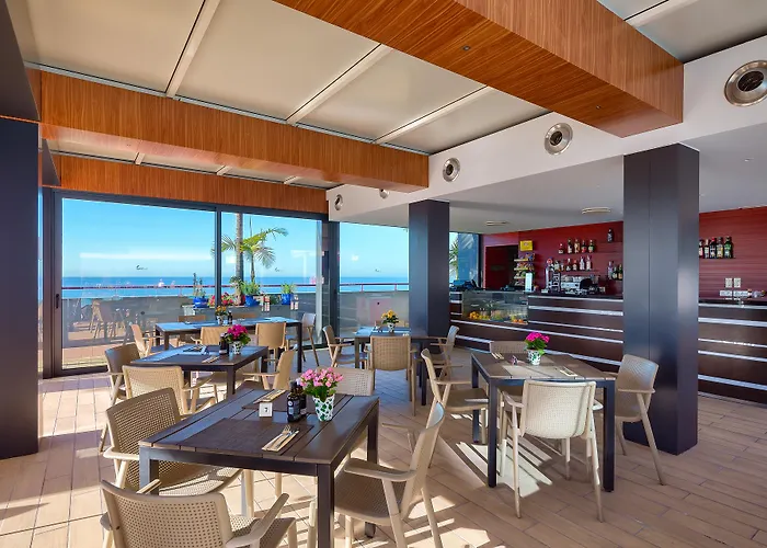 The Views Monumental 호텔 푼샬