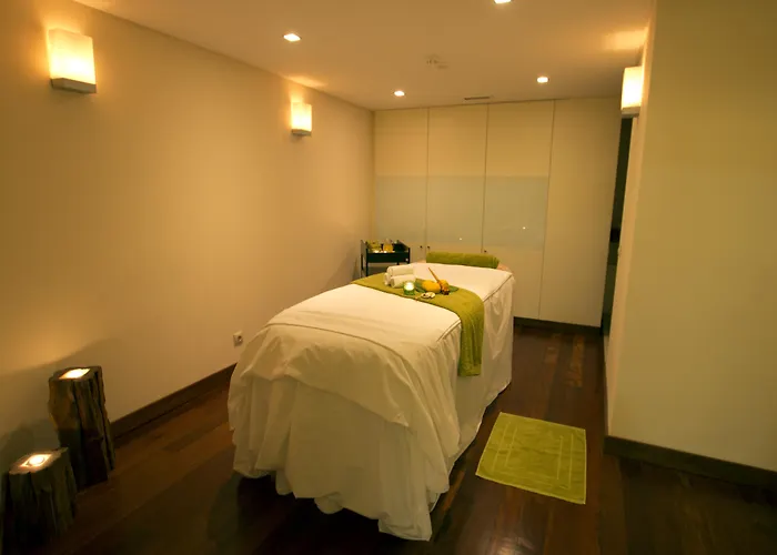 The Views Monumental Szálloda