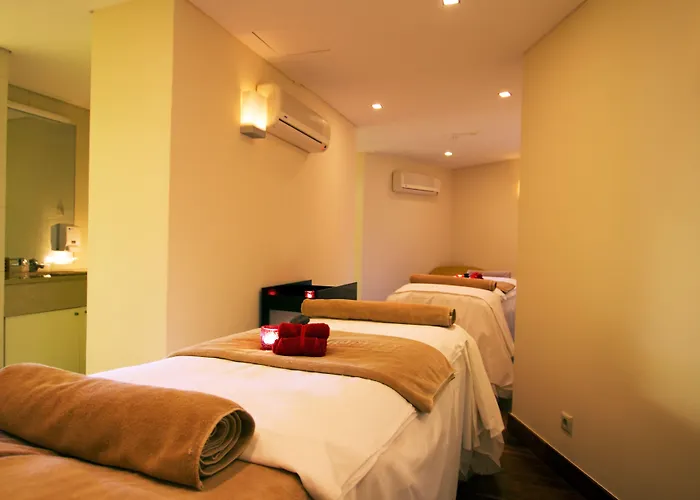 The Views Monumental Hotel 4*