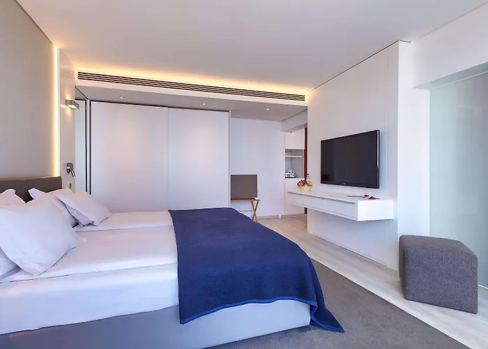 Hotel The Views Monumental 4*