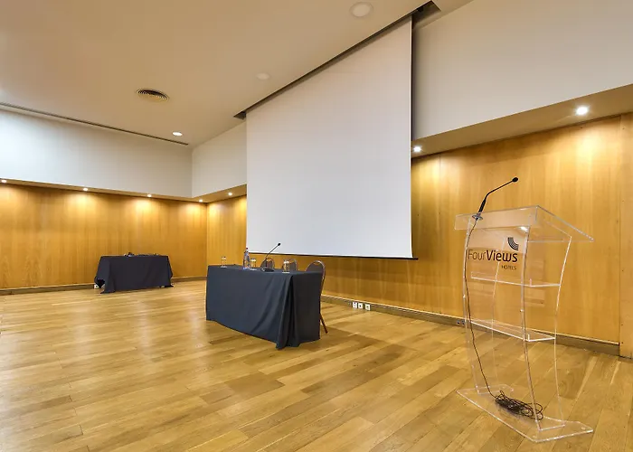 The Views Monumental