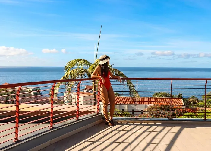 The Views Monumental Hotel 4*